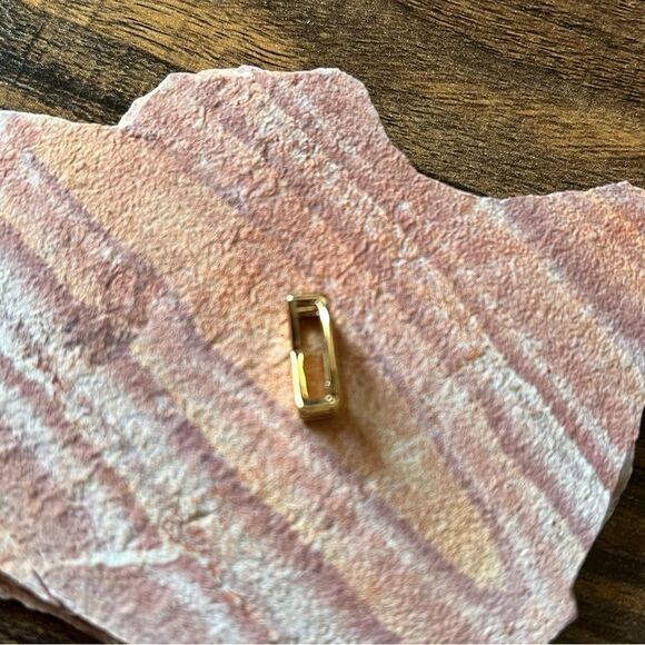 KEEP Collective Stella & Dot Gold-Tone Slide Initial K Charm - Picture 2 of 3